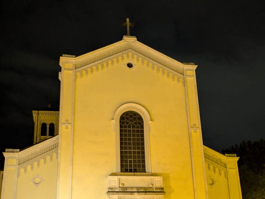 Google Pixel 8a: Main camera (2x digital zoom)