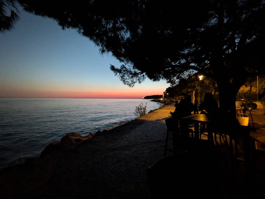 Google Pixel 9a: Ultra-wide-angle camera (0.6x)