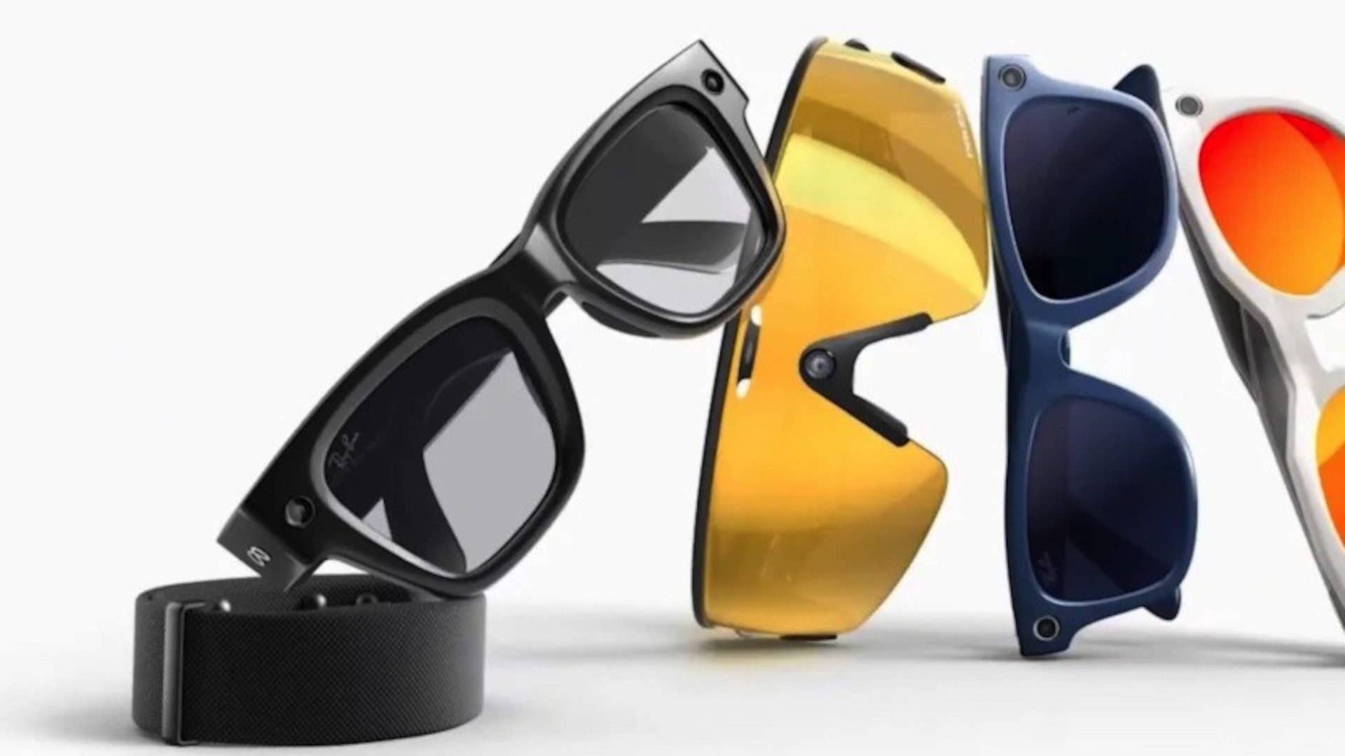 Eine Sammlung von Ray-Ban Smart-Gläsern in verschiedenen Stilen und Farben auf einem hellen Hintergrund.