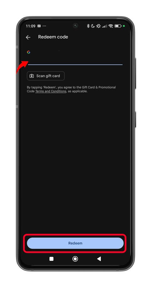 Google app screen showing u0027Redeem codeu0027 with a u0027Scan gift cardu0027 option and a u0027Redeemu0027 button.