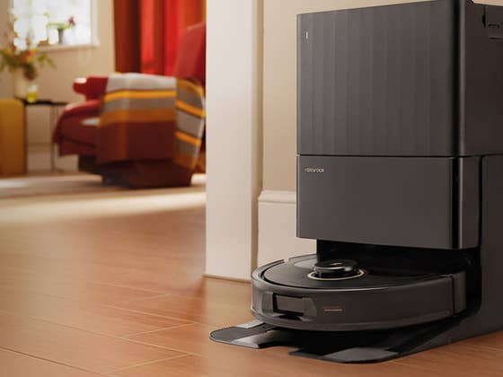 This Powerful Robot Cleaner Washes Itself, And It’s $350 Off Today