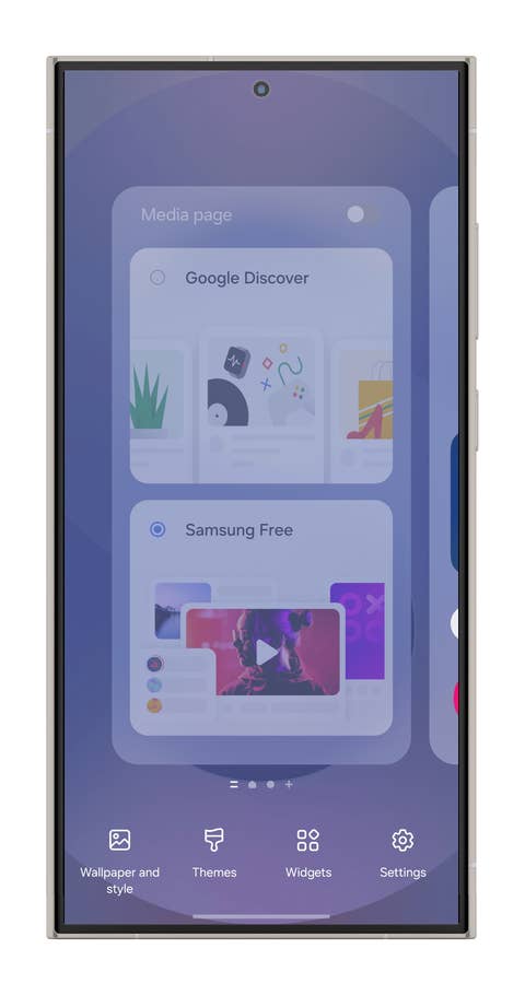 Smartphone screen showing Samsung Free app with Google Discover and settings options.