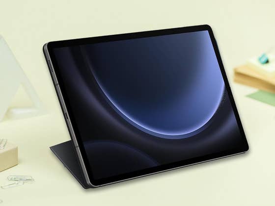 Galaxy Tab S9 FE Bundle: Your Chance to Save 15% Now!