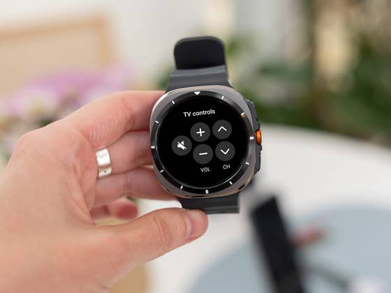 Hands-Free TV: Galaxy Watch May Feature Air Gesture Controls Soon