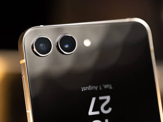 Samsung Galaxy Z Flip 6 Might Get a Major Camera Upgrade