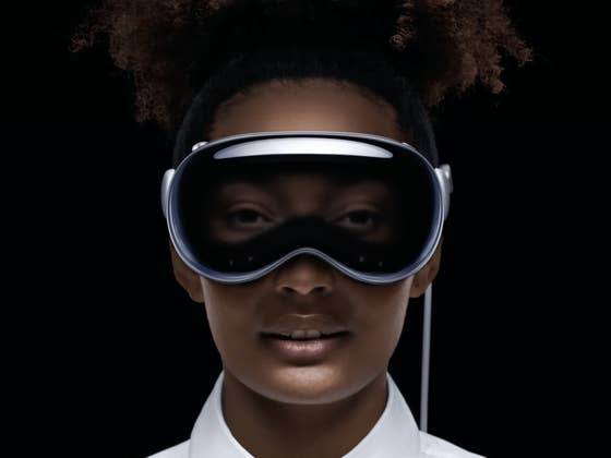 Apple’s $3,500 Vision Pro Headset Will Launch in More Countries