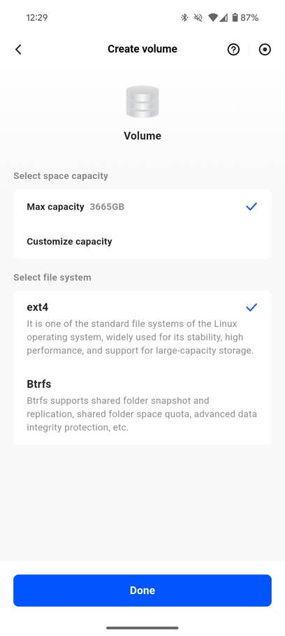 Screenshots from the Ugreen NAS mobile app
