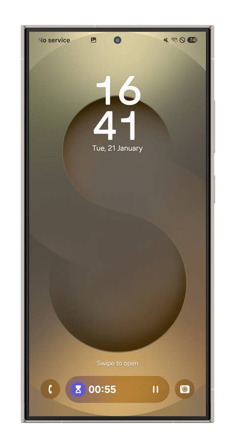 Lock screen of a Samsung device showing the time 16:41 and date Tuesday, 21 January.