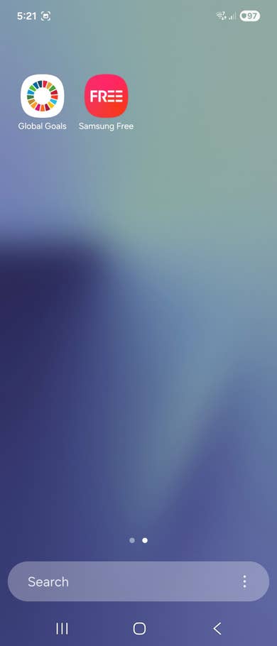 Samsung Galaxy Z Flip 7 interface displaying two app icons: Global Goals and Samsung Free, with a search bar below.