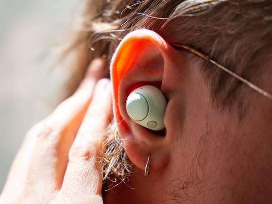 Google Now Lets You Translate 70+ Languages Through Your Earbuds