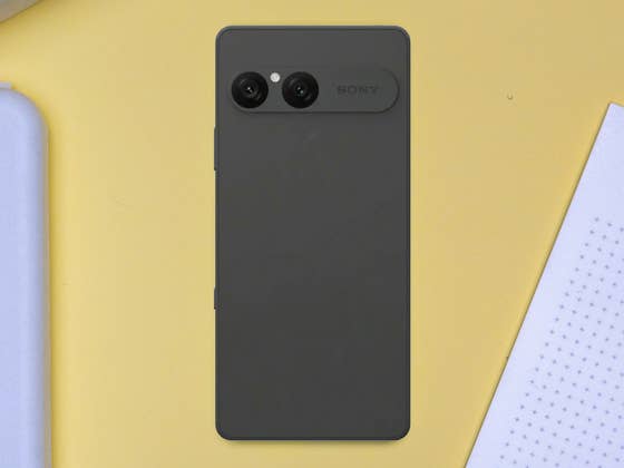 Sony’s New Mid-Range Xperia 10 Gets a Shocking New Look