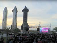 SpaceX and T-Mobile launched mobile satellite internet