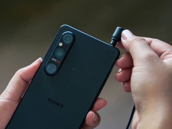 Sony Xperia 1 V and 10 V: Pushing the Camera Envelope Again