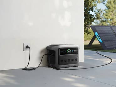 Anker Solix C1000 Gen 2 portable power station and solar generator