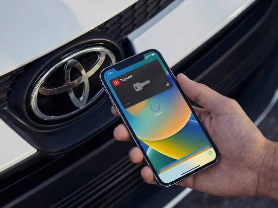 Apple Prepares to Unlock Toyota Cars with iPhones and Watch