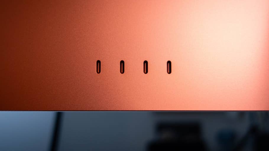 Close-up of the top panel of an Apple iMac M4 2024 with four ports.