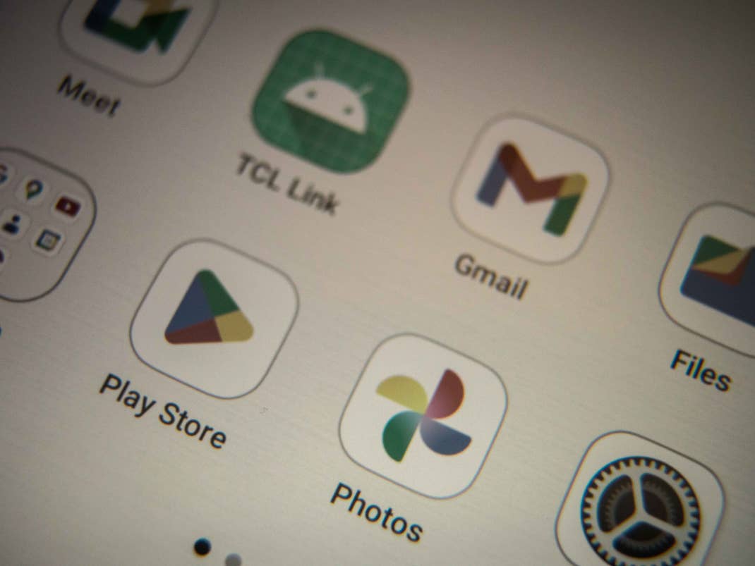 Der zweite Modus lässt Farben auf dem Handy-Display sanft in Erscheinung treten