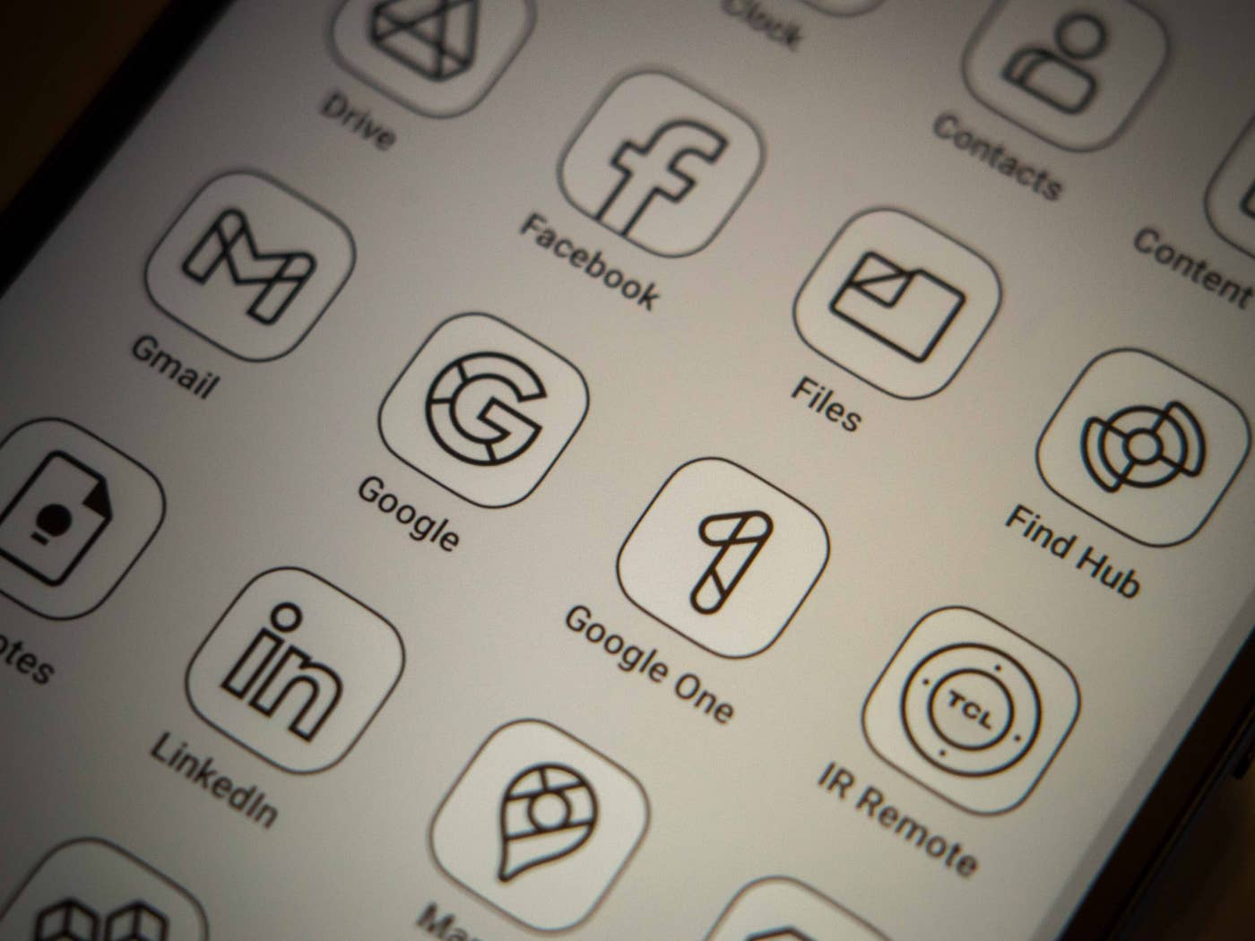 With paper display: This cell phone changes the way we see