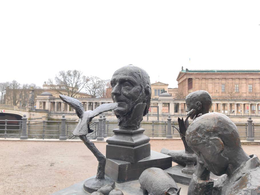 Huawei Mate 50 Pro review picture