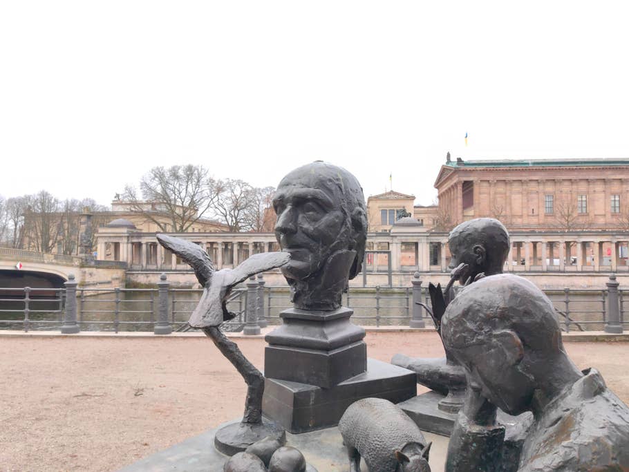 Huawei Mate 50 Pro review picture