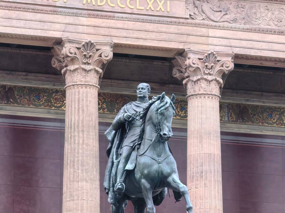 Huawei Mate 50 Pro review picture