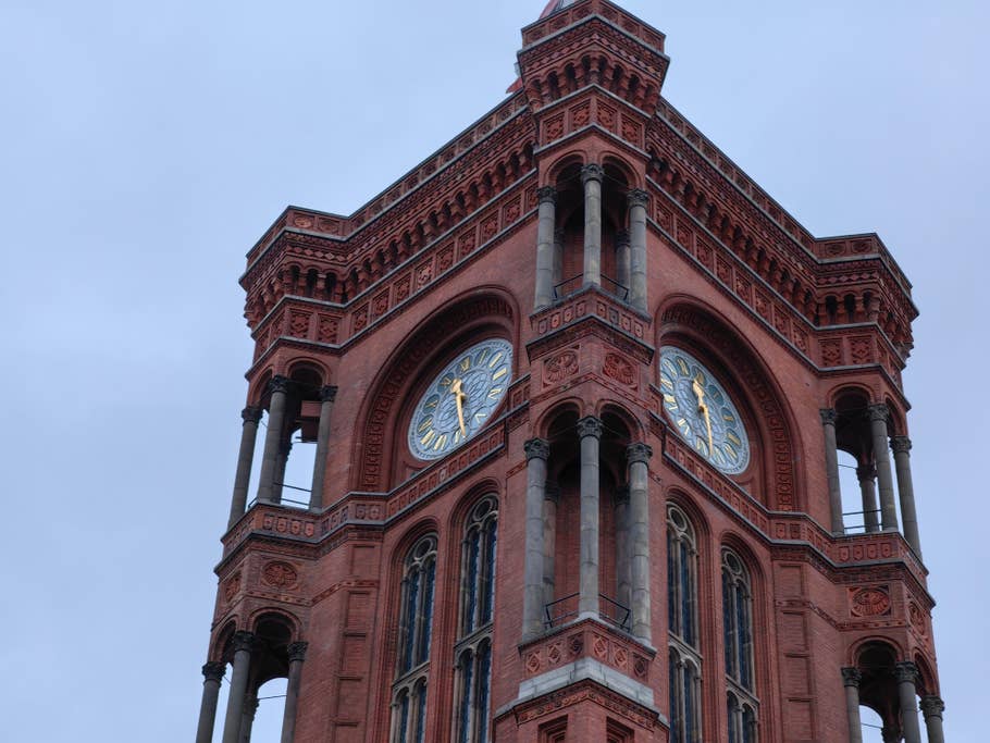 Huawei Mate 50 Pro review picture