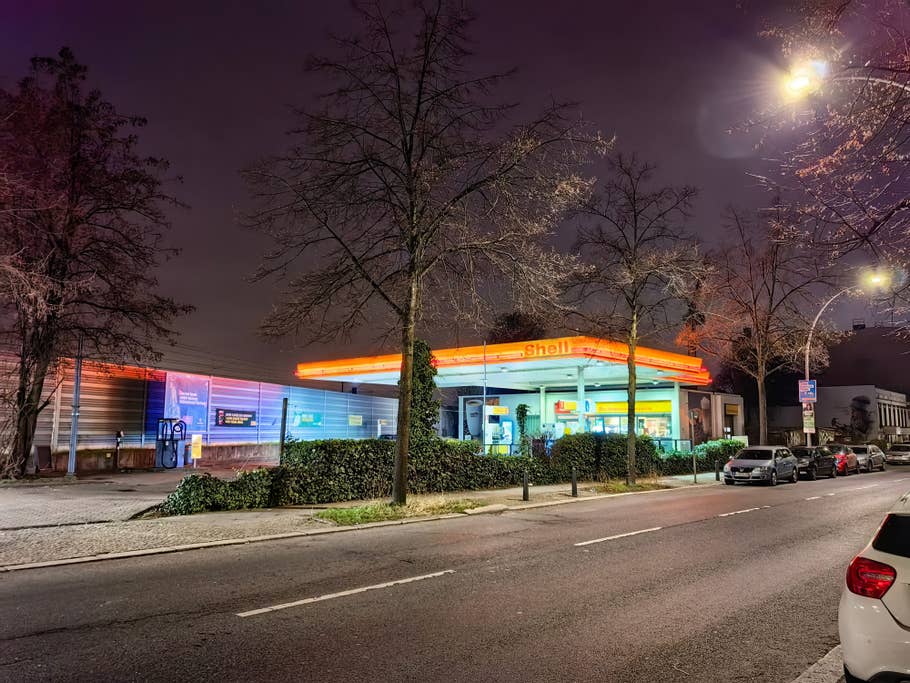 Huawei Mate 50 Pro review picture