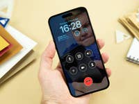 iPhone's new end call button on iOS 17
