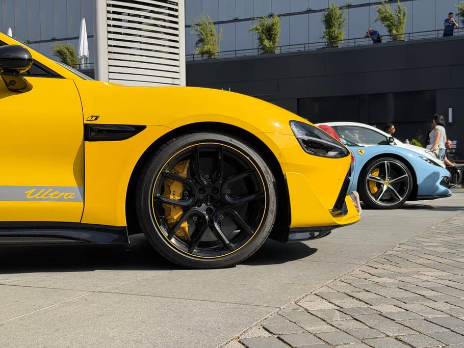 iPhone 17 Pro photo gallery