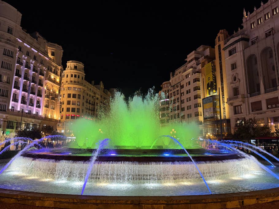 iPhone 17 Pro photo gallery