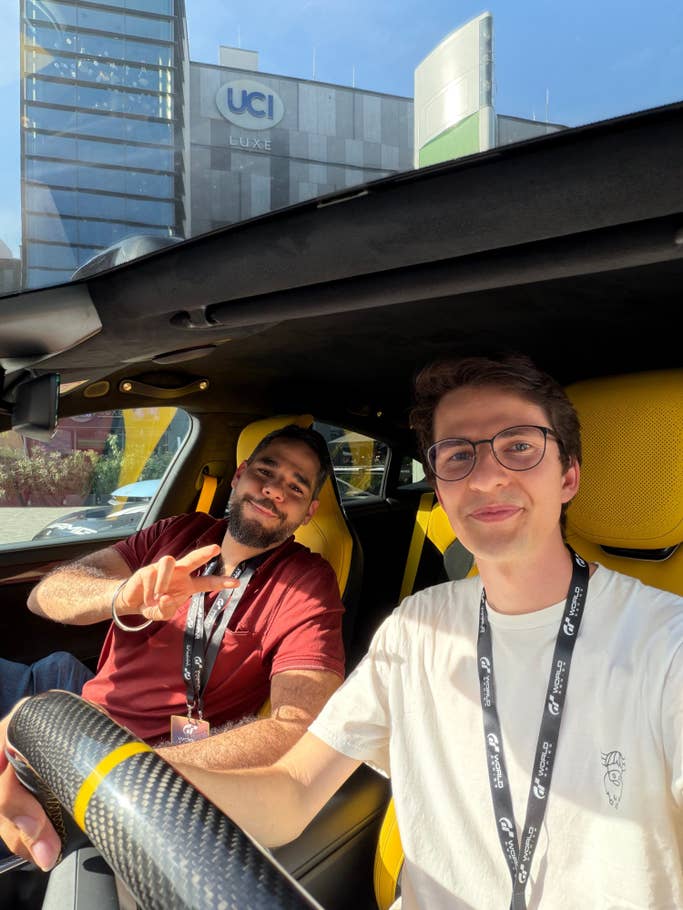 iPhone 17 Pro photo gallery