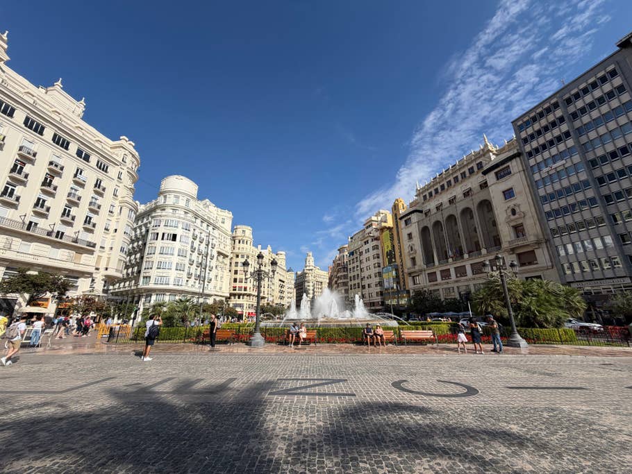 iPhone 17 Pro photo gallery