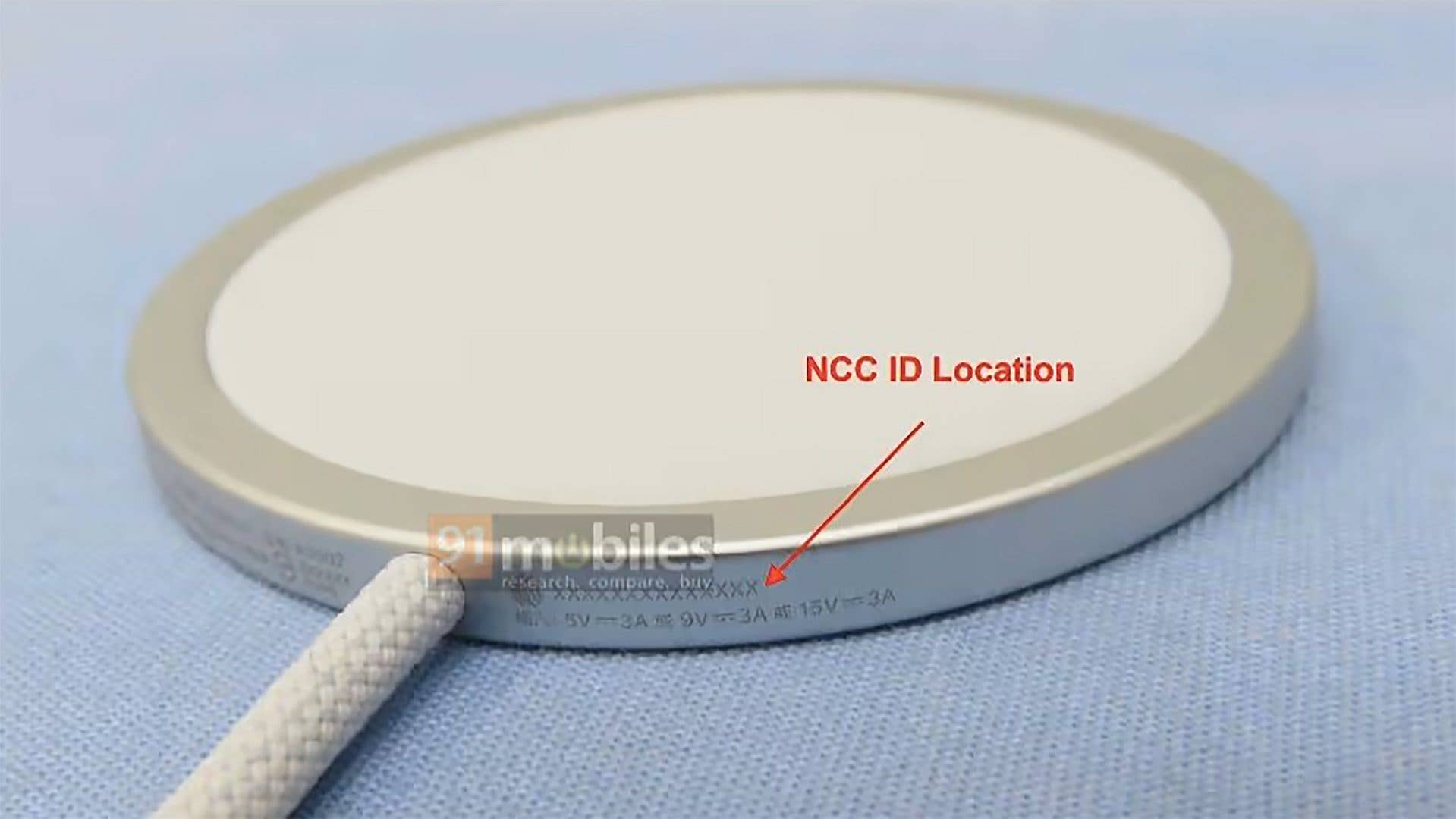 An alleged Apple MagSafe charger for the upcoming iPhone 17 (Pro).