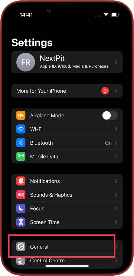 Screenshots showing how to install an iOS public beta