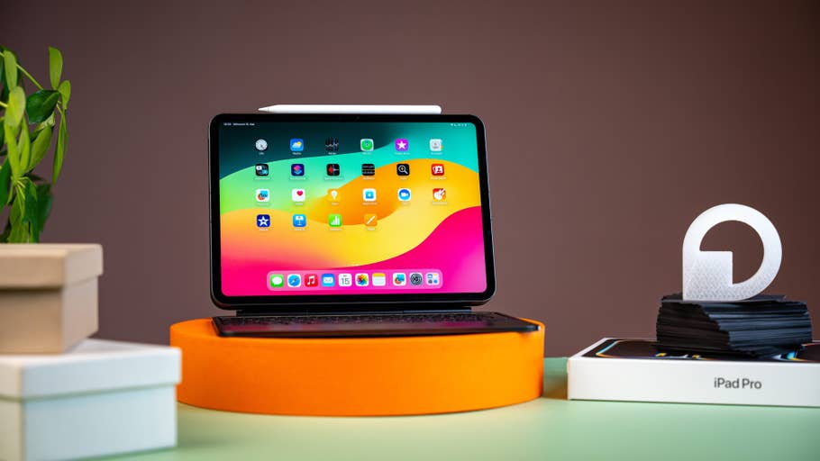 Apple iPad Pro 2024 with M4 chip and tandem OLED