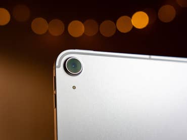 iPad Air 2024 camera