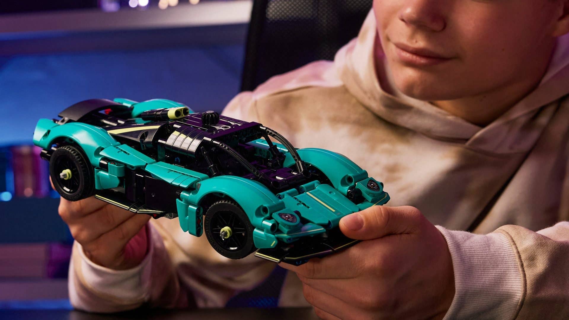 Lego Technic Lunar Aston Martin Valkyrie