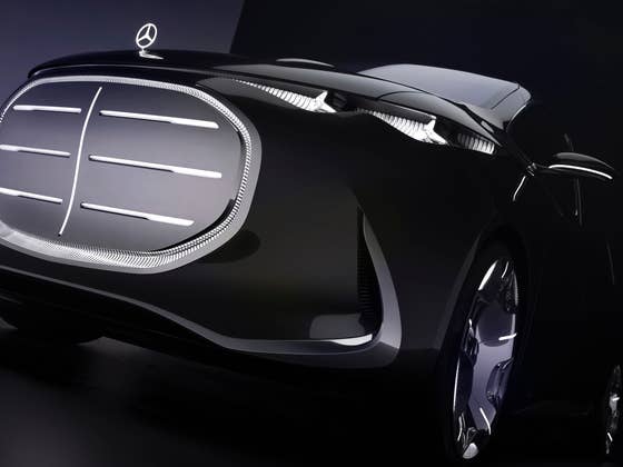 Mercedes Vision V: Luxury Van from a Different Planet
