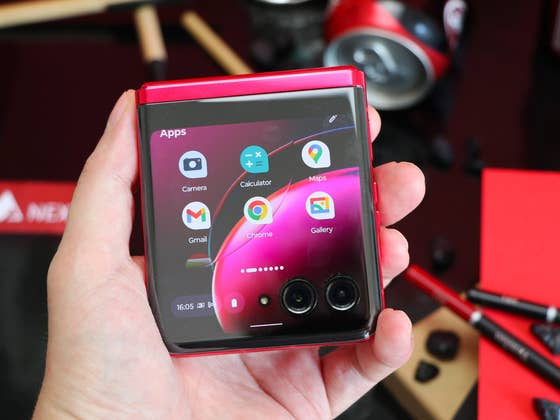 Leaked Image of Galaxy Z Flip 5 Surfaces: A Sneak Peek Into the Future