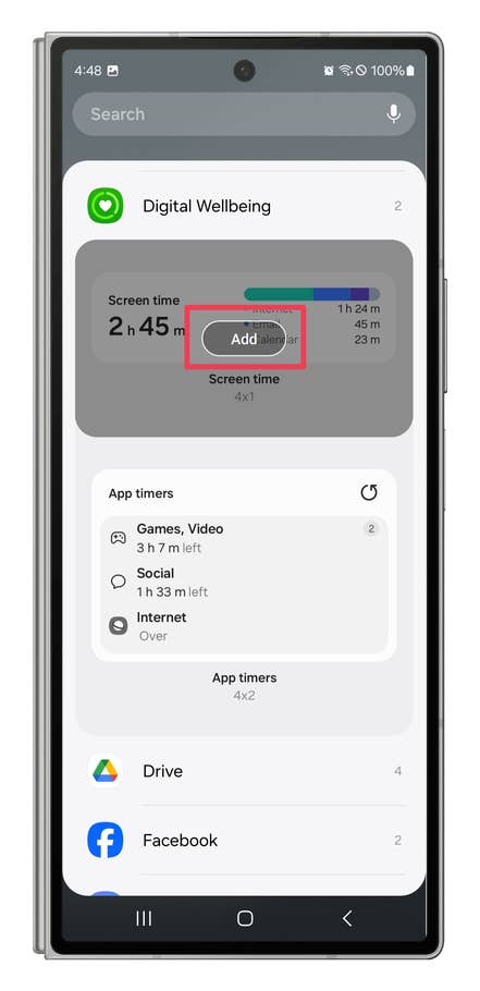 One UI screenshots showing how to display a screen time widget.