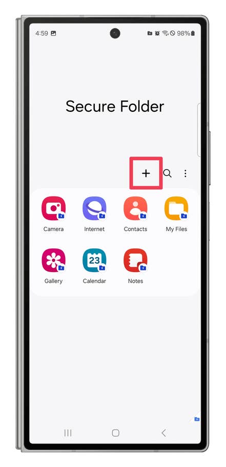 One UI screenshots showing how to hide apps with the Secure Folder feature.