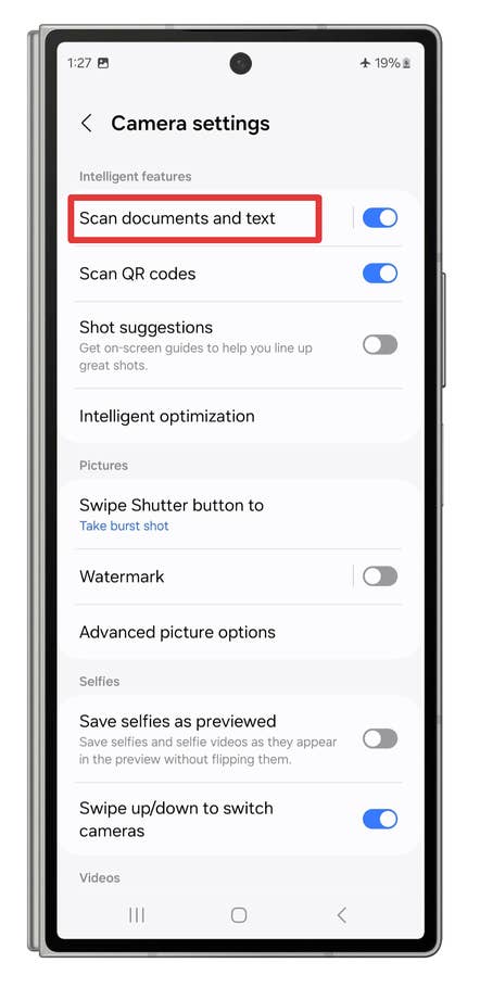 Screenshots showing how to hide hands and fingers when scanning documents.