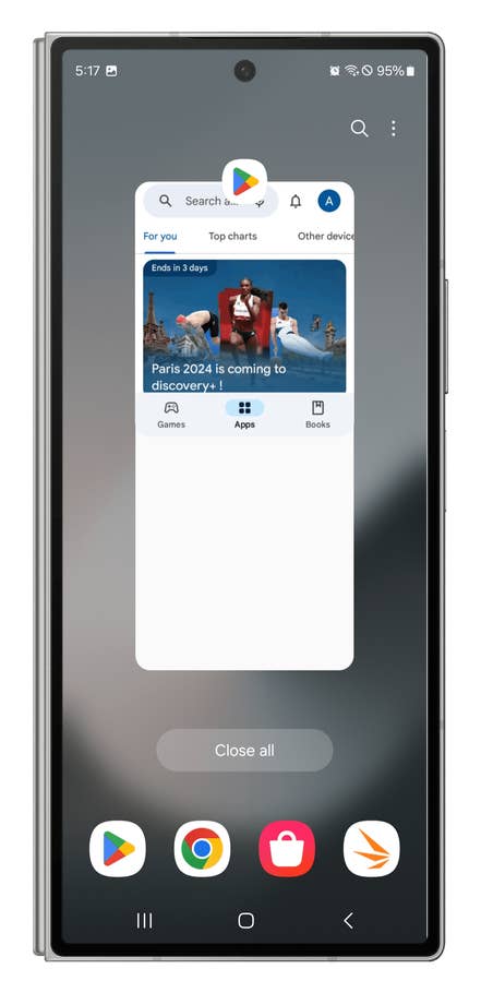 One UI screenshots showing how to display an app as a floating window.