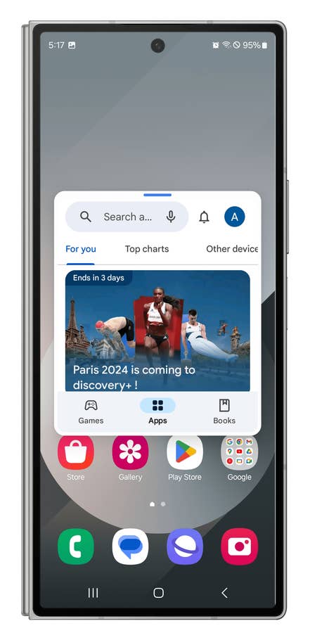 One UI screenshots showing how to display an app as a floating window.