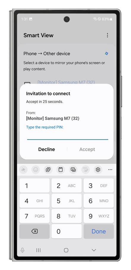Screenshots showing how to use the Smart View screen mirroring.