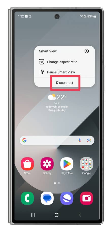 Screenshots showing how to use the Smart View screen mirroring.