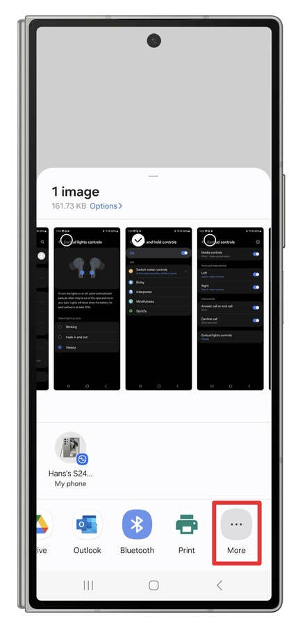 One UI screenshots showing how to customize the Share menu.