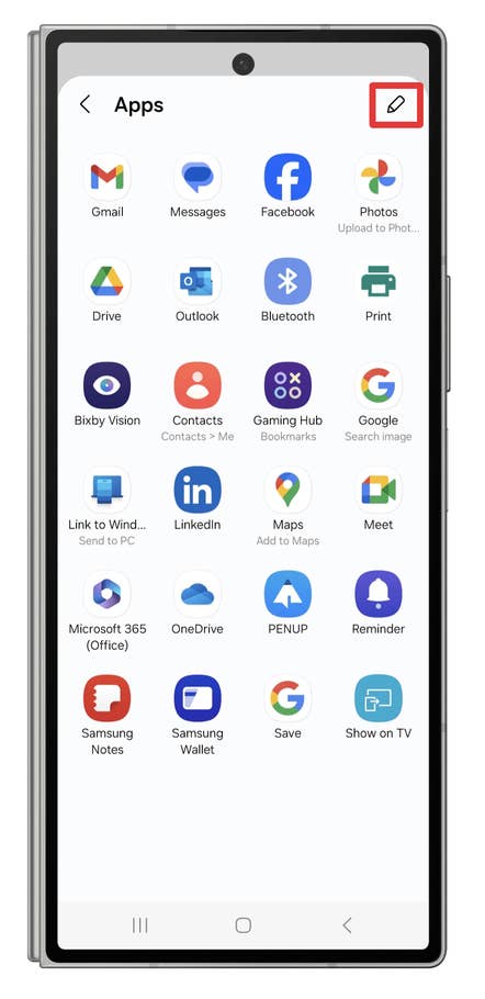 One UI screenshots showing how to customize the Share menu.