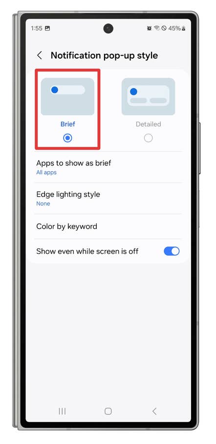 One UI screenshots showing how to customize the system notifications.