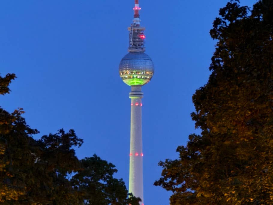 Apple iPhone 15 Pro review image